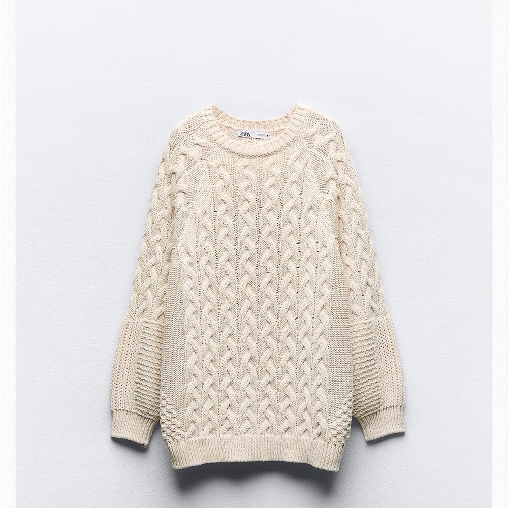 NWOT ZARA Women’s Cable Knit Chunky Pullover Sweater In Ecru Color Size Small